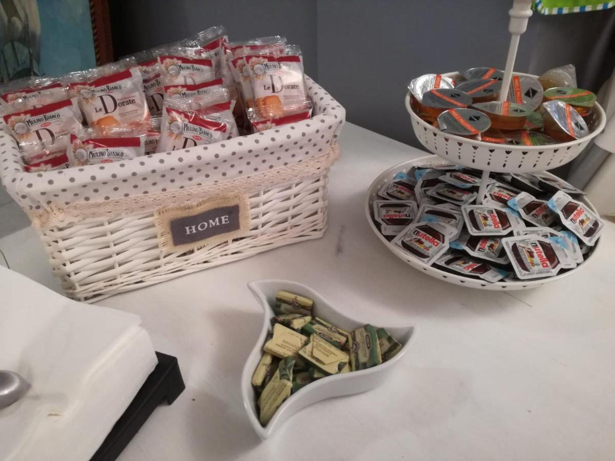 Hotel Serafini Rimini Bagian luar foto