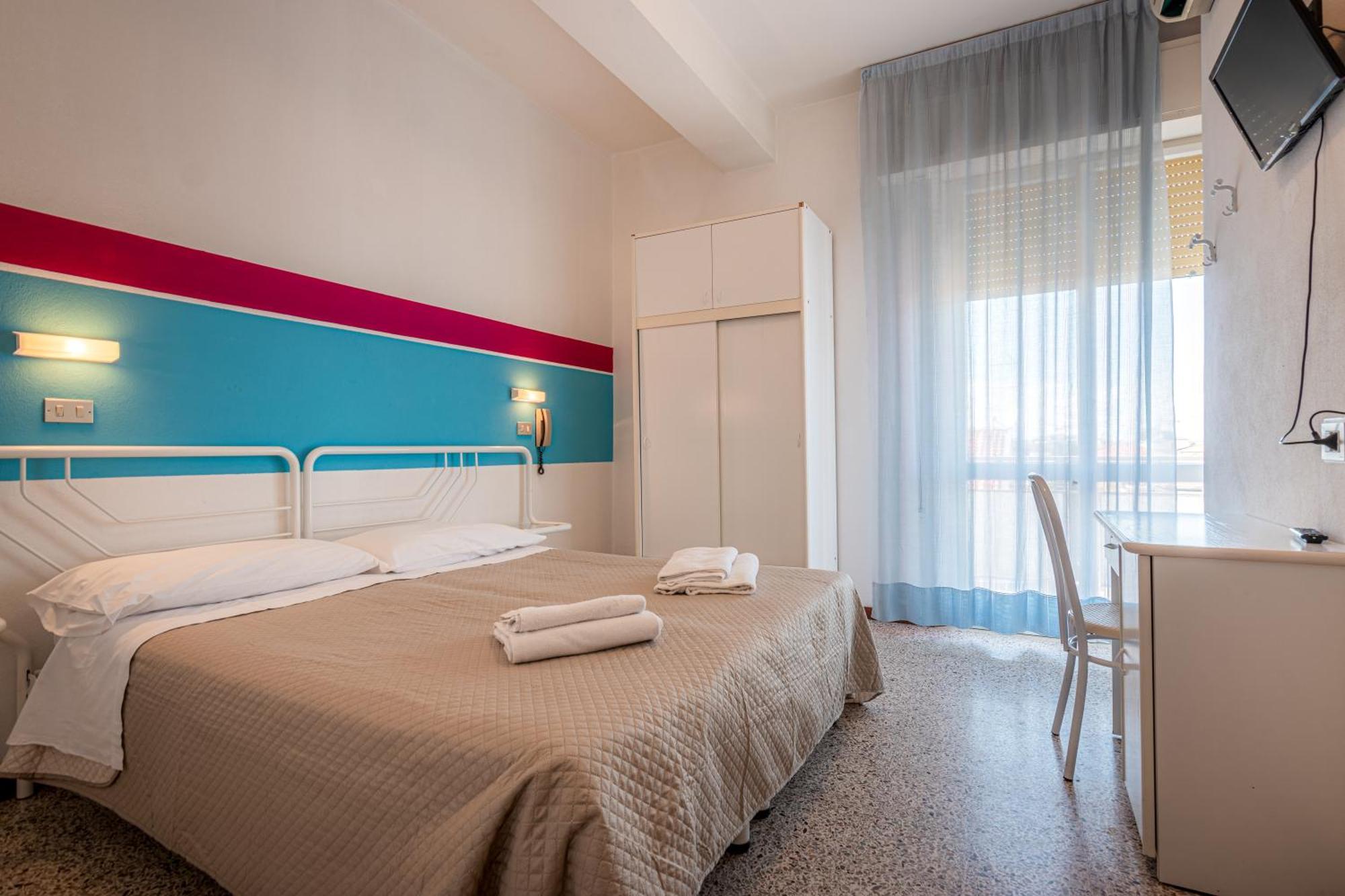 Hotel Serafini Rimini Bagian luar foto